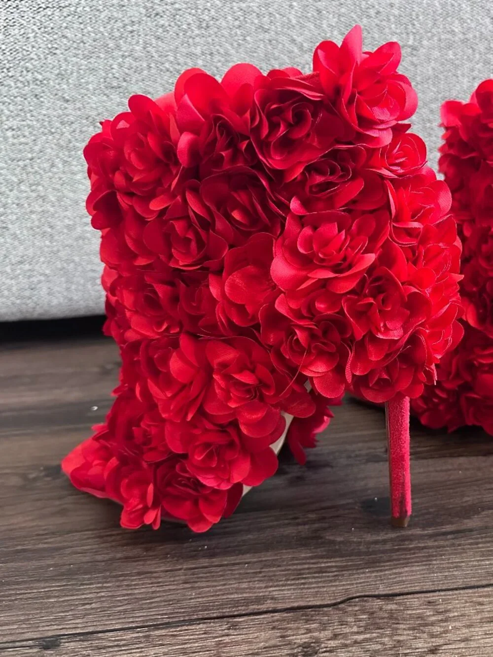 AZALEA WANG ROSA FLOWER STILETTO BOOTIE IN RED - Size 10